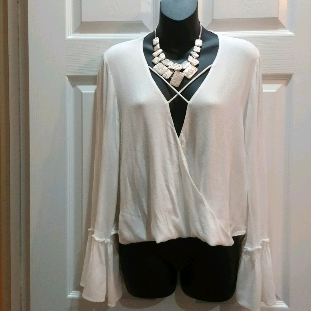 Lulu's deep low V-neck faux wrap flounce longsleeve blouse fits size Small